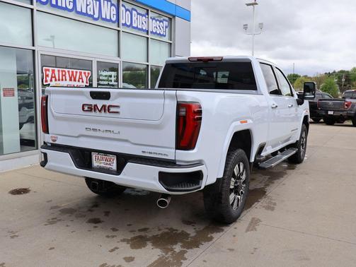Glacier White Tricoat 2026 GMC Sierra 2500 Denali