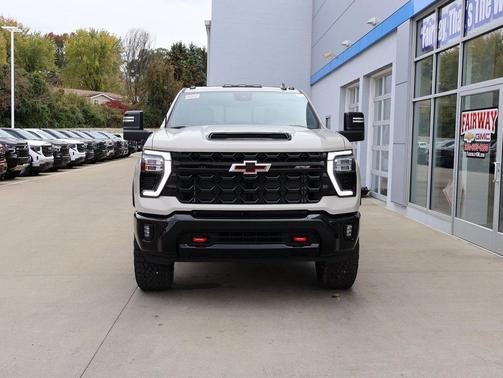 2026 Chevrolet Silverado 2500 Crew Cab, Standard Bed, XR2, 4WD