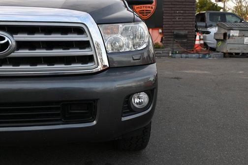 2013 Toyota Sequoia Platinum