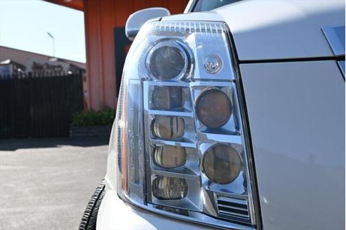 2014 Cadillac Escalade ESV Platinum Edition