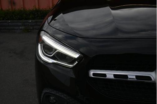 2021 Mercedes-Benz GLA 250 Base 4MATIC
