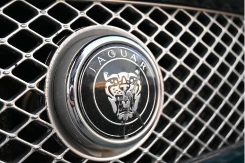 2008 Jaguar XKR Base