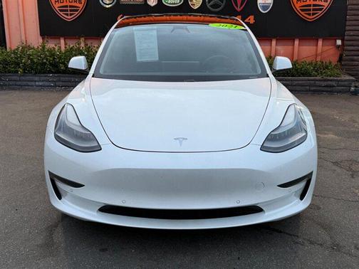 Pearl White Multi-Coat 2021 Tesla Model 3 Standard Range Plus