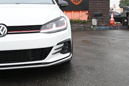 2018 Volkswagen Golf GTI 2.0T S 4-Door