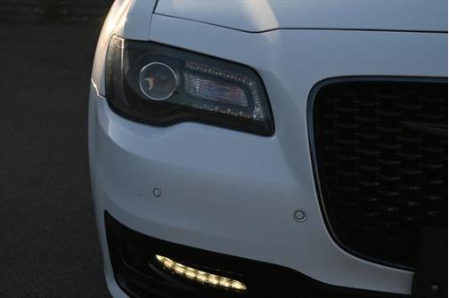 2022 Chrysler 300 S