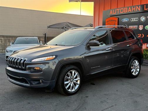 Bright White Clearcoat 2016 Jeep Cherokee Limited