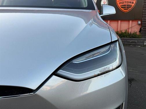 2017 Tesla Model X 90D