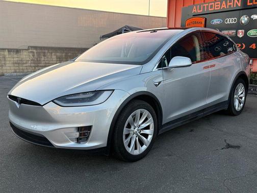 2017 Tesla Model X 90D