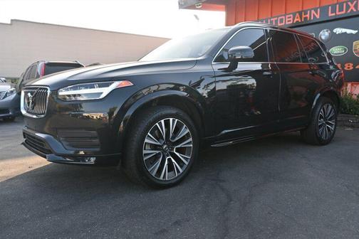 2020 Volvo XC90 T5 Momentum