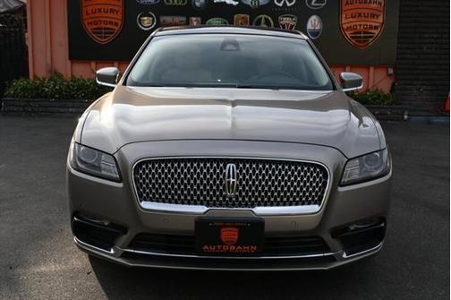 2018 Lincoln Continental Select
