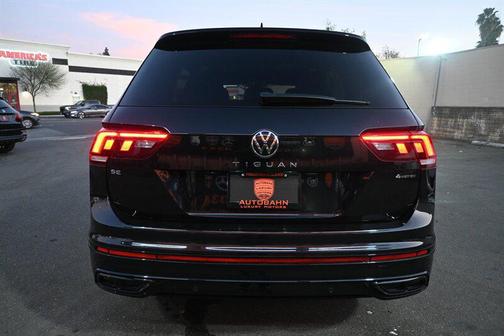 2023 Volkswagen Tiguan 2.0T SE R-Line Black 4MOTION
