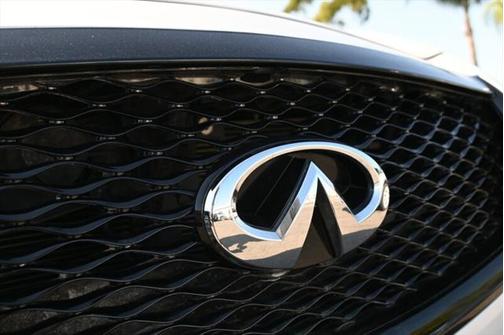 2015 INFINITI Q50 Premium