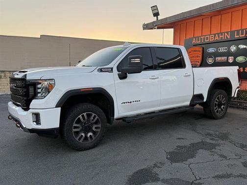 Summit White 2020 GMC Sierra 2500 AT4