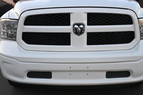 2019 RAM 1500 Classic SSV Crew Cab 4x4 5'7' Box