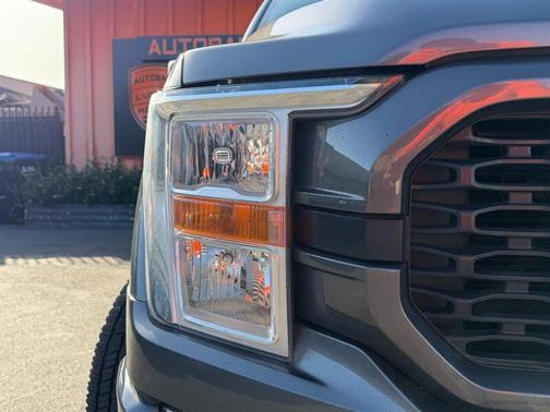 Carbonized Gray Metallic 2022 Ford F-150 XL