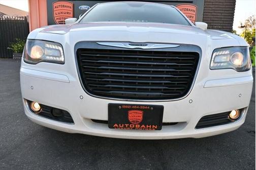 2014 Chrysler 300 S