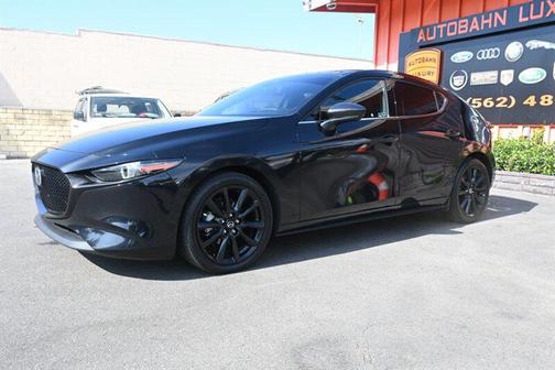 2022 Mazda Mazda3 FWD w/Premium Package