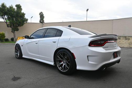 2016 Dodge Charger SRT 392