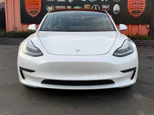2020 Tesla Model 3 Standard Range Plus