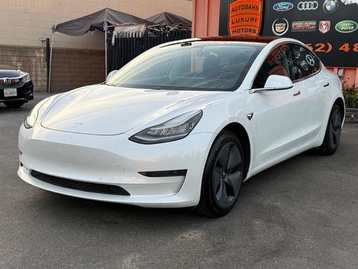 2020 Tesla Model 3 Standard Range Plus