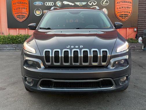 Granite Crystal Metallic Clearcoat 2016 Jeep Cherokee Limited