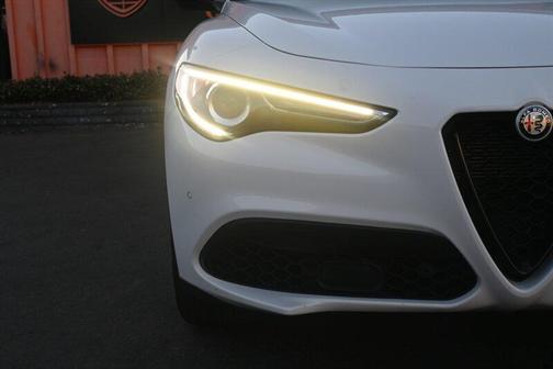 2019 Alfa Romeo Stelvio Ti