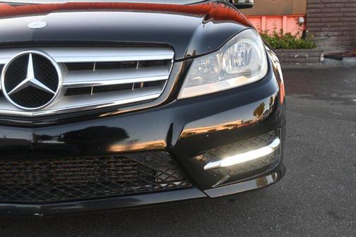 2012 Mercedes-Benz C-Class Luxury