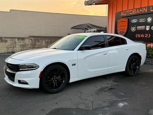White Knuckle Clearcoat 2018 Dodge Charger R/T