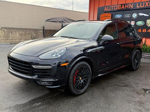 Jet Black Metallic 2016 Porsche Cayenne GTS