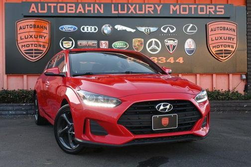 2019 Hyundai Veloster 2
