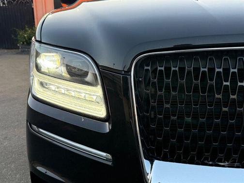 Infinite Black 2020 Lincoln Navigator Reserve