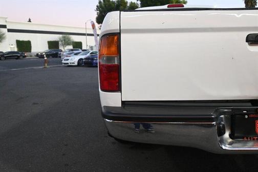 1996 Toyota Tacoma Base