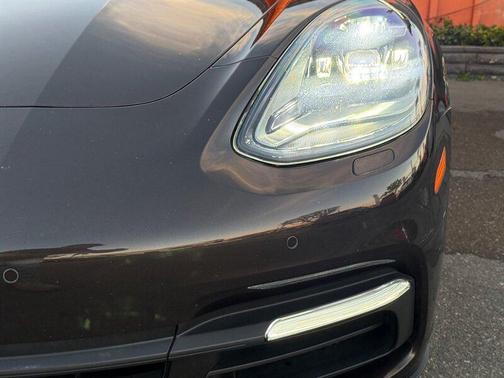 2018 Porsche Panamera 4S