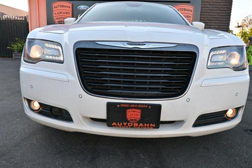 2014 Chrysler 300 S