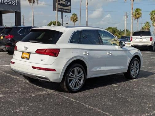 2018 Audi Q5 2.0T Premium Plus