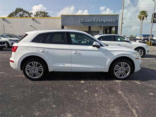 2018 Audi Q5 2.0T Premium Plus