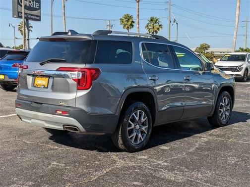2021 GMC Acadia SLT