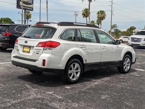 2014 Subaru Outback 2.5i
