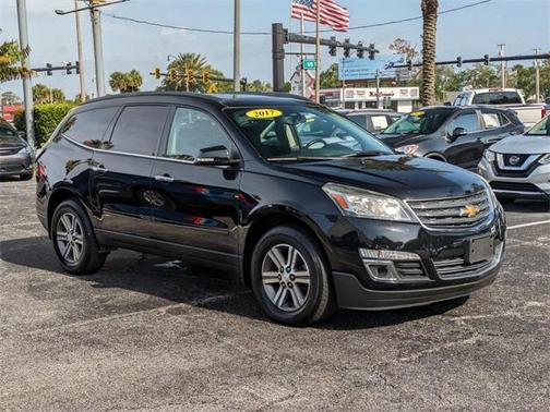 2017 Chevrolet Traverse 2LT