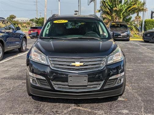 2017 Chevrolet Traverse 2LT