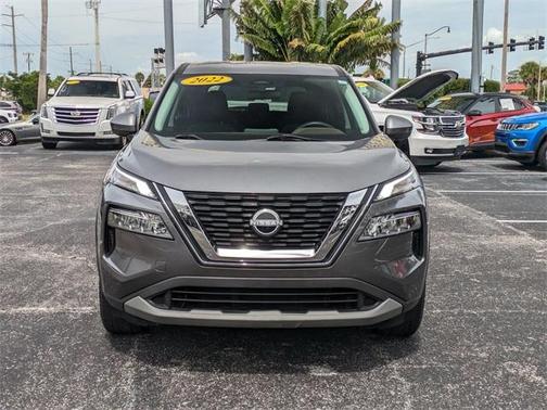 2022 Nissan Rogue SV