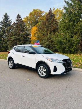 2022 Nissan Kicks S