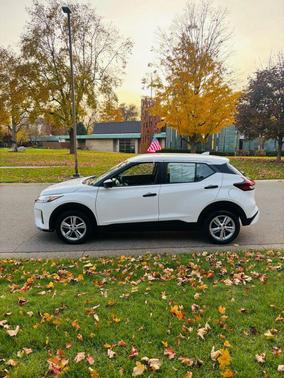 2022 Nissan Kicks S