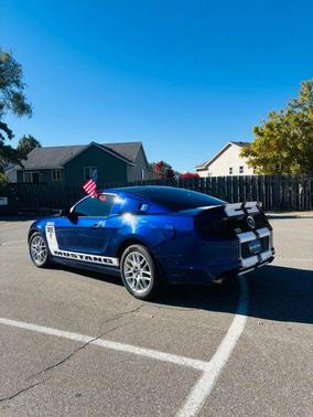 2013 Ford Mustang V6 Premium