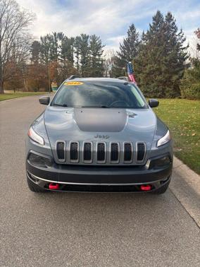 2015 Jeep Cherokee Sport