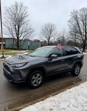 2022 Toyota RAV4 Hybrid LE