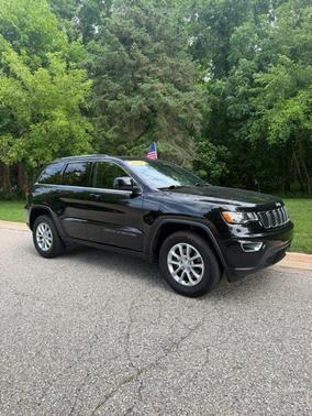 Black 2021 Jeep Grand Cherokee Laredo