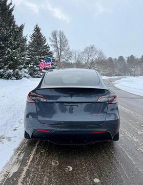 2022 Tesla Model Y Performance Dual Motor All-Wheel Drive