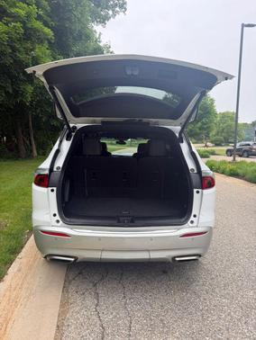 White 2023 Buick Enclave Essence FWD