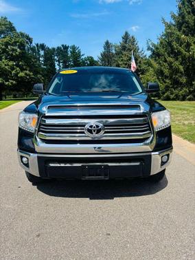 2016 Toyota Tundra SR5